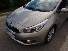 Kia Cee'd 1.6 AT 2012