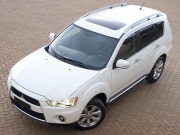 Mitsubishi Outlander 2.4 CVT 4WD 2012