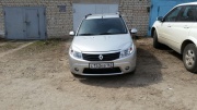 Renault Sandero 1.6 MT 2013