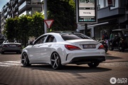 Mercedes-Benz CLA-Класс CLA 200 7G-DCT 2013