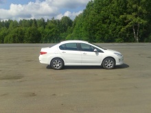 Peugeot 408 1.6 MT 2014