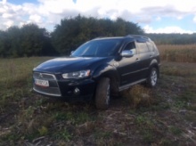 Mitsubishi Outlander 2.4 MT 4WD 2011