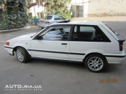 Nissan Sunny 1987