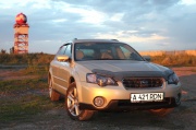 Subaru Outback 3.0 AT AWD 2004