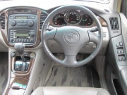 Toyota Kluger 2.4 AT 4WD 2001