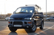 Mitsubishi Delica 3.0 AT 4WD 2001