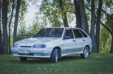 ВАЗ (Lada) 2114 1.5 MT 2004