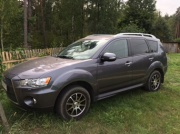 Mitsubishi Outlander 2.4 CVT 4WD 2010