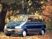 Nissan Serena 1999