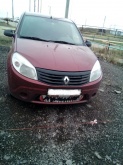 Renault Sandero 1.4 MT 2010