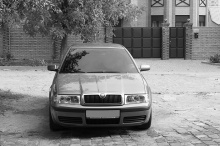 Skoda Octavia 1.6 MT 2003