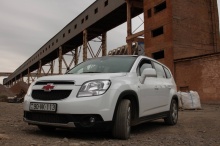 Chevrolet Orlando 1.8 MT 2012