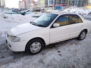 Mazda Familia 1.5 AT 2000