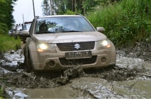 Suzuki Grand Vitara 2.4 AT 2011