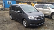 Honda Stepwgn 2.0 СVT 2010